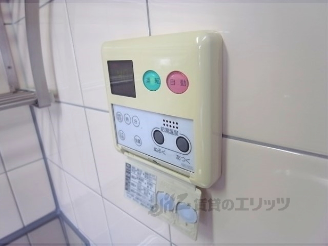その他設備　給湯器リモコン