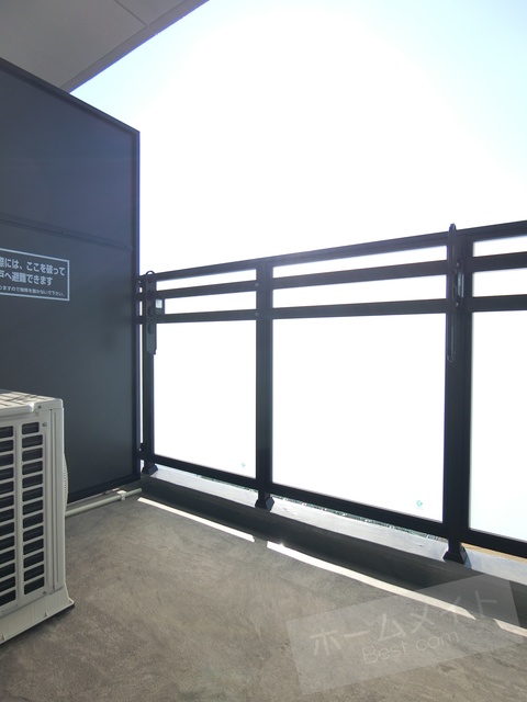 バルコニー　同施工会社の同仕様写真です。