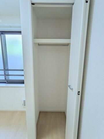 収納　写真は同タイプ住居です