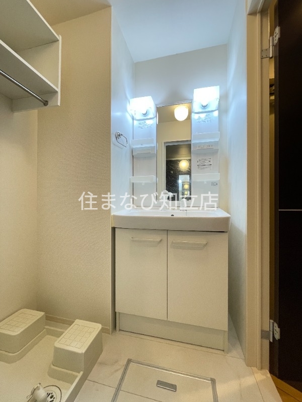 洗面設備　同型タイプ