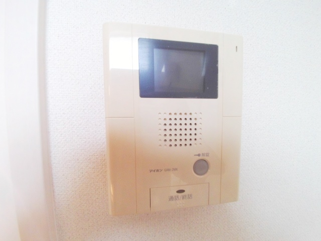 セキュリティ　訪問者の確認が出来て安心のTVモニターホン付き