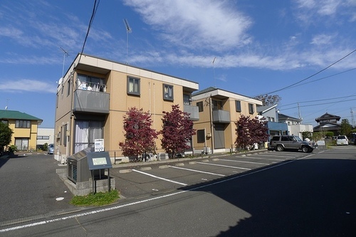 建物外観　全戸角部屋です！上下階を使えるメゾネットタイプのお部屋です！