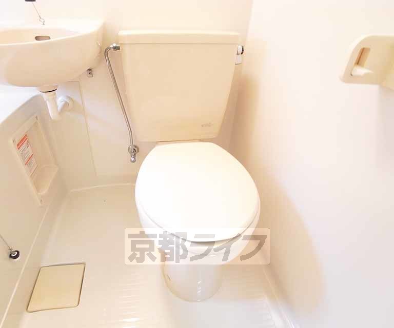 トイレ　きれいなトイレです