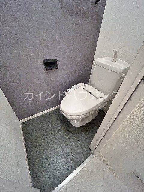 トイレ　温水洗浄便座