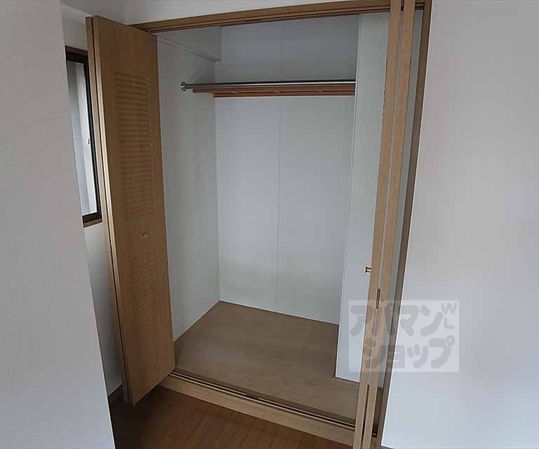 収納　クローゼット