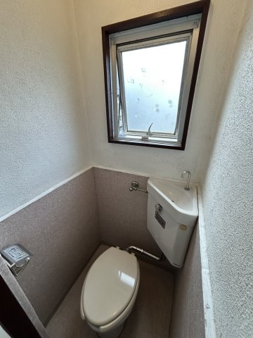 湊マンションのトイレ写真