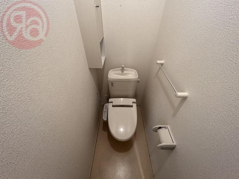 トイレ　トイレもきれいです