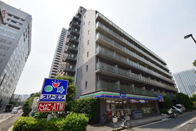 建物外観　★１階がコンビニでちょっとしたときに便利ですネ★