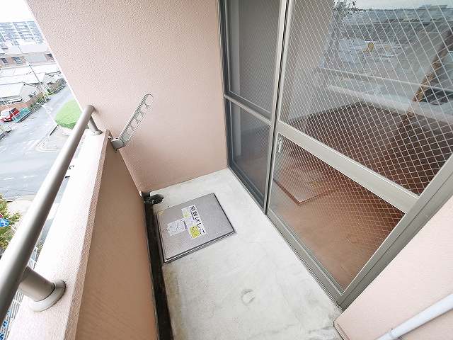 バルコニー　バルコニー付きです