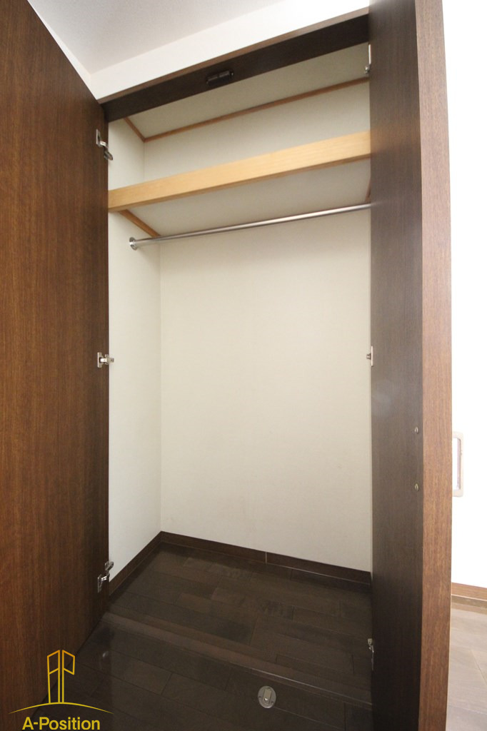 収納　ジュネーゼグラン東梅田