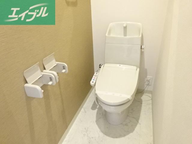 トイレ　シャワー付トイレ