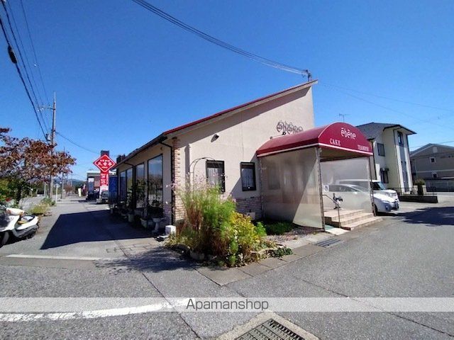 飲食店　エベーヌ(ケーキ屋)（飲食店）まで485m