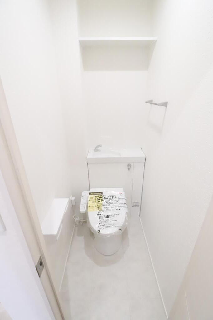 トイレ　※同物件、別部屋になります。