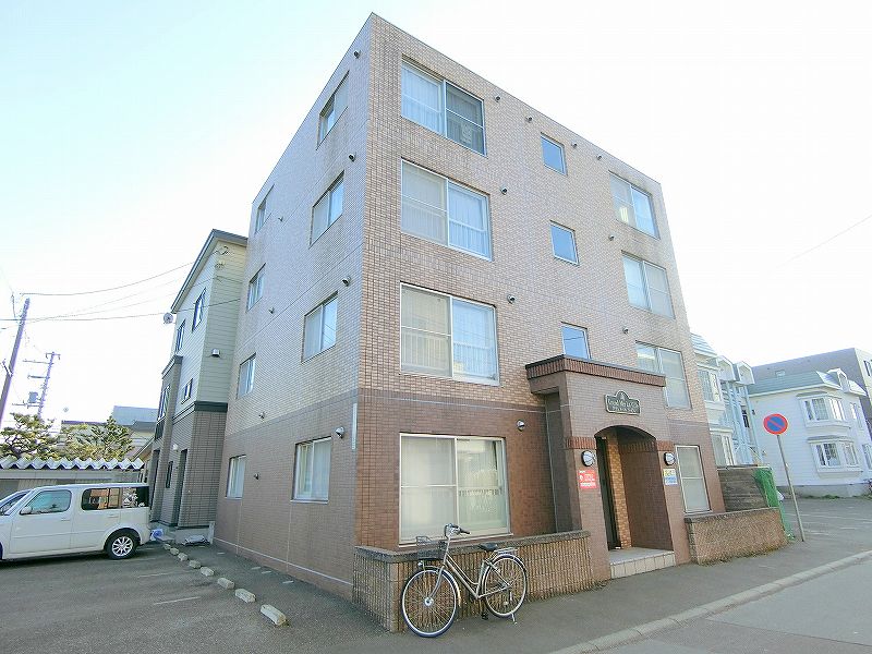 建物外観　大手ハウスメーカー施工物件ですよ！