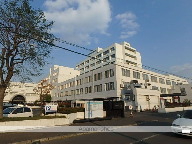 病院　北海道がんセンター（病院）まで585m