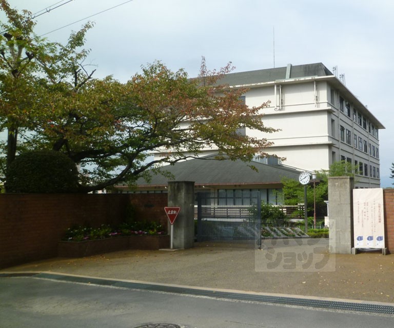 大学・短大　京都女子大学（大学・短大）まで947m
