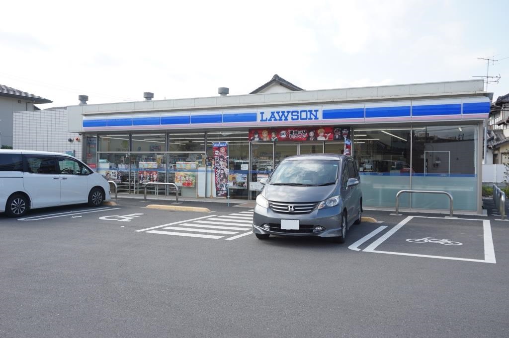 コンビニ　ローソン 越谷平方南町店（コンビニ）まで64m