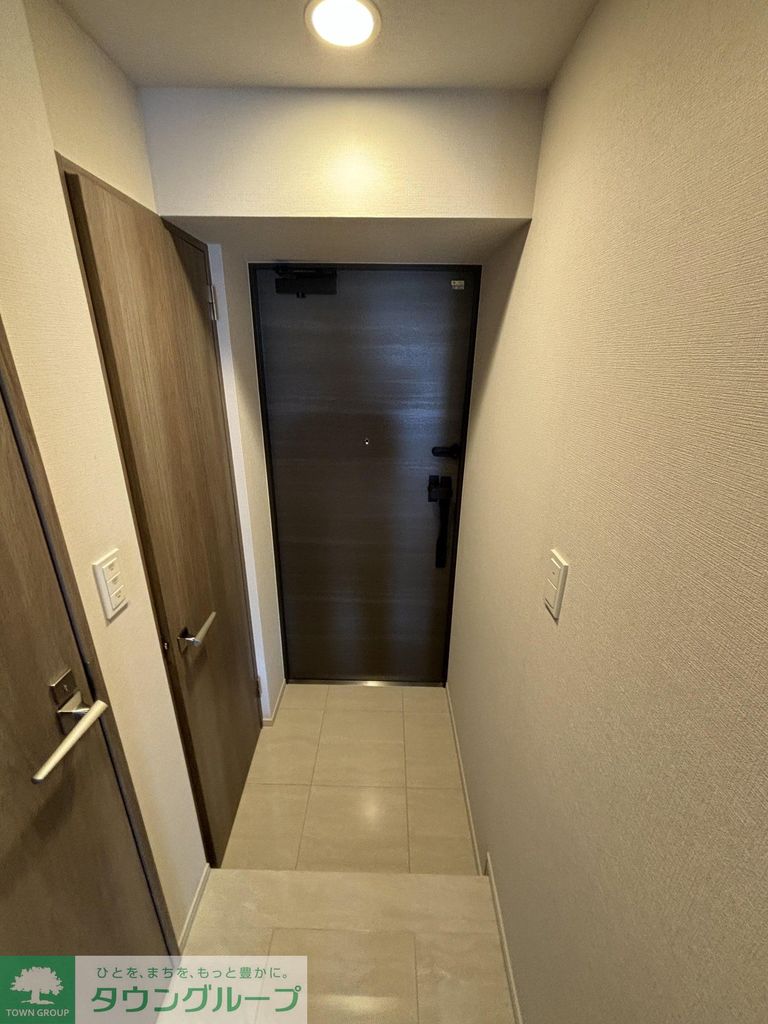玄関　エントランス