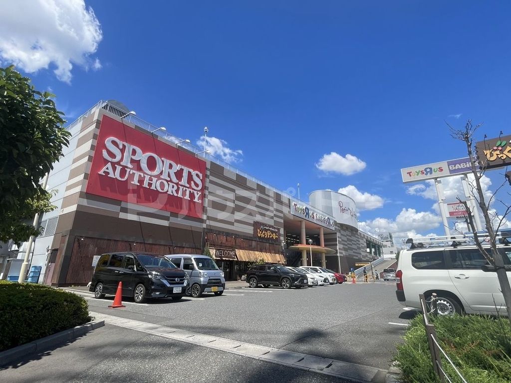 ショッピングセンター　スポーツオーソリティ松戸店（ショッピングセンター）まで1760m