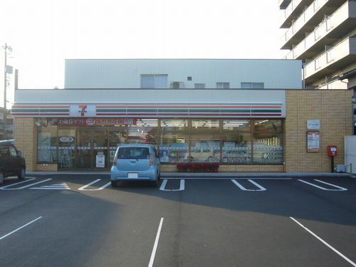 コンビニ　セブンイレブン 福井高木町店（コンビニ）まで850m