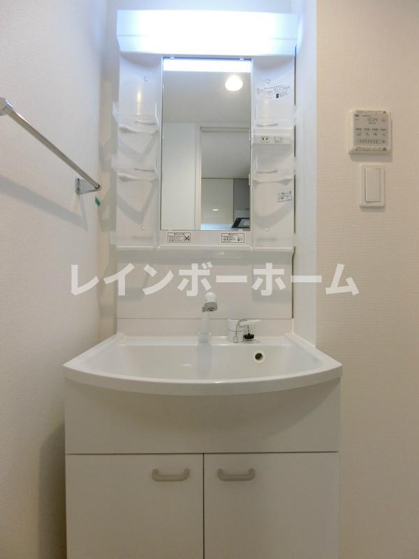 洗面設備　忙しい朝には欠かせない洗面所です
