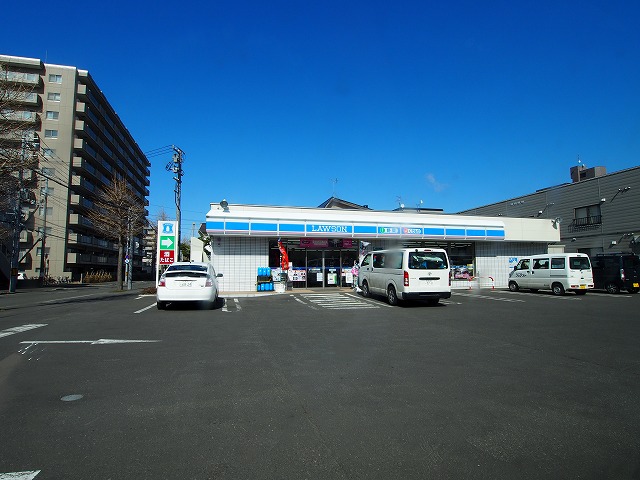 コンビニ　ローソン札幌美園2条六丁目店（コンビニ）まで97m