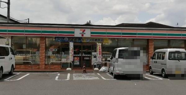 コンビニ　セブンイレブン　綾瀬蓼川2丁目店（コンビニ）まで898m