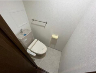 トイレ　別部屋参考写真
