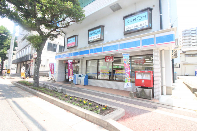 コンビニ　ローソン　箱崎九大前店（コンビニ）まで250m