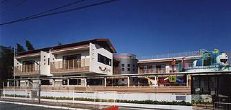 幼稚園・保育園　中央まどか幼稚園（幼稚園・保育園）まで749m