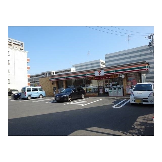 コンビニ　セブンイレブン静岡八幡３丁目店（コンビニ）まで160m