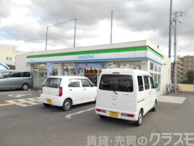コンビニ　ファミリーマート天美我堂三丁目店（コンビニ）まで188m