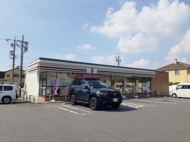 コンビニ　セブンイレブン 岡崎矢作町店（コンビニ）まで550m