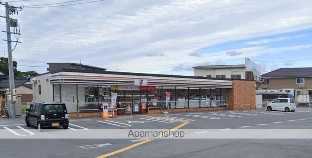 コンビニ　セブンイレブン（コンビニ）まで1583m