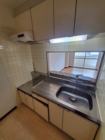 ＪＲ山陽本線 姫路駅 徒歩22分 3階建 築31年のキッチン写真