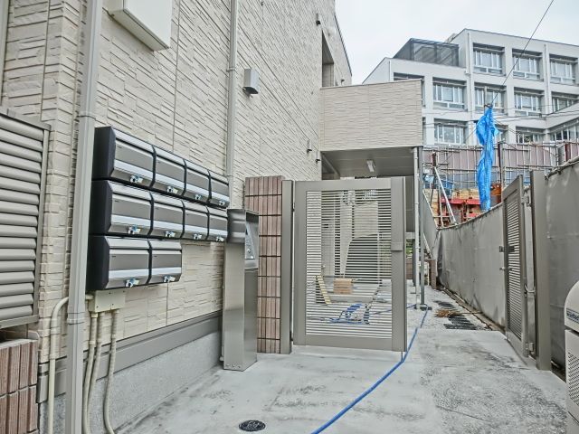 エントランス　オートロック対応エントランス