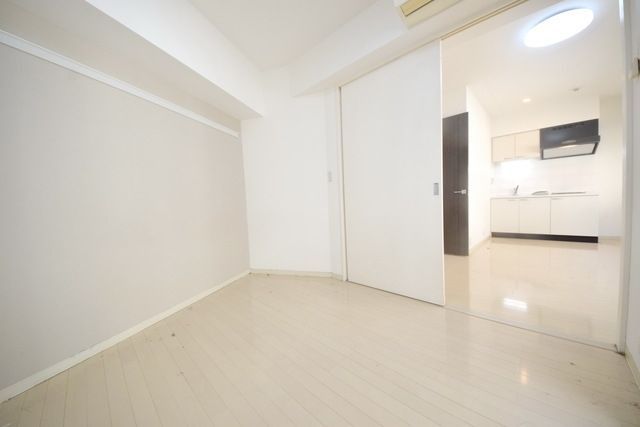 居室・リビング　写真は同タイプ住居です。