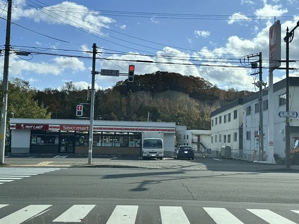 コンビニ　セイコーマート石山2条店（コンビニ）まで650m