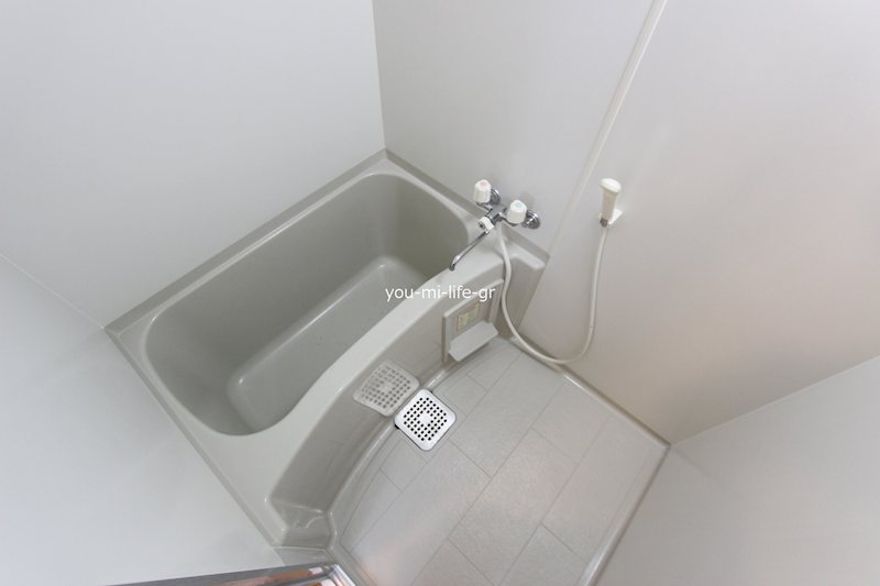 バス・シャワールーム　もちろんバストイレ別です。別部屋参考写真。
