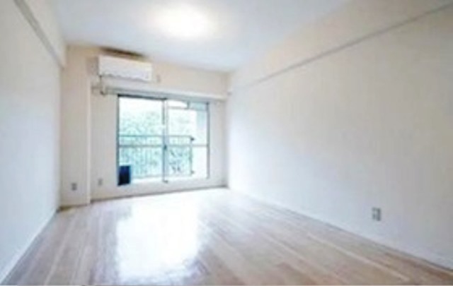 居室・リビング　同仕様の別部屋画像