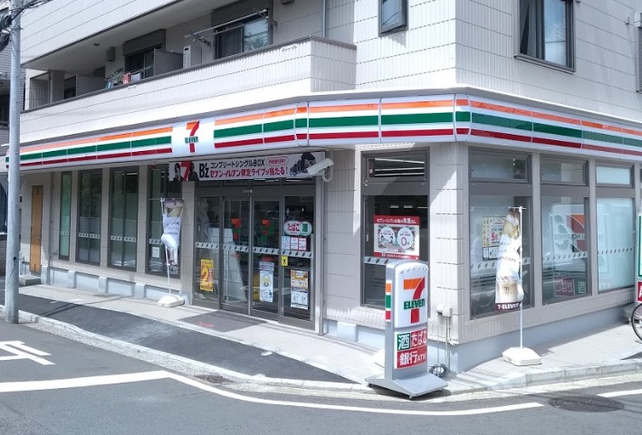 コンビニ　セブンイレブン 横浜大口駅東店（コンビニ）まで445m