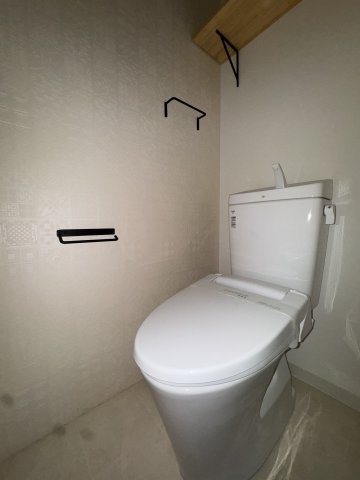 トイレ　※同シリーズ参考写真