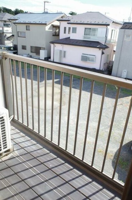 バルコニー　お洗濯にも便利なバルコニー付き