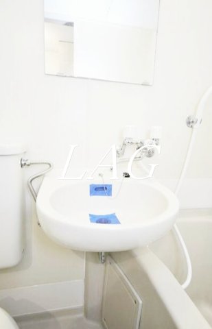 洗面設備　洗面台です。