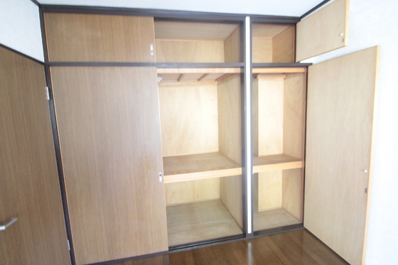 収納　※別部屋の写真です