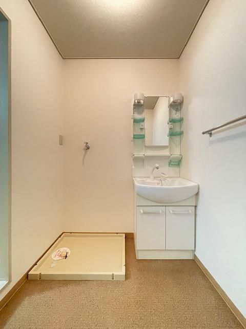 洗面設備　別号室写真参照