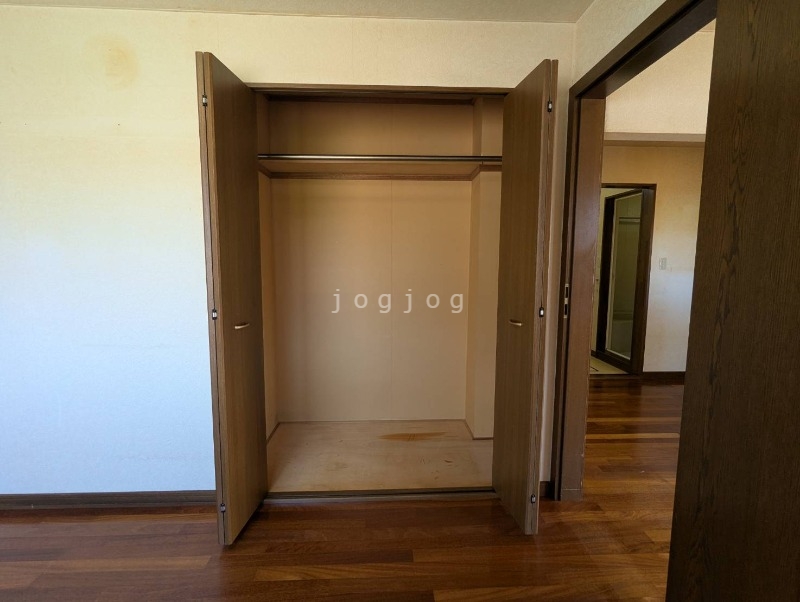その他　お部屋についております収納もスペースが広く使いやすいです。