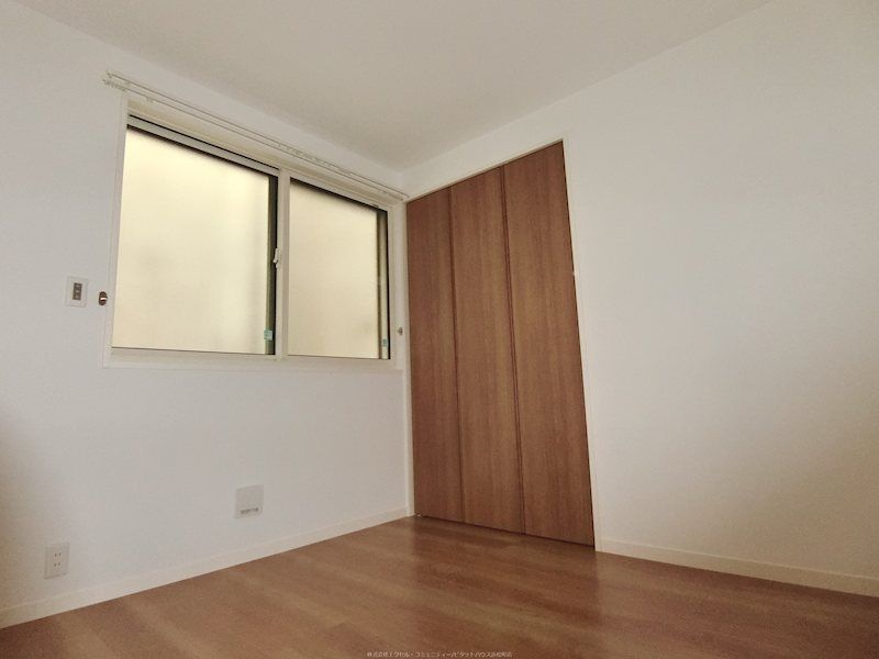 その他部屋・スペース　落ち着いて過ごせるお部屋なので、寝室にいかがでしょうか