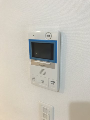 セキュリティ　モニター付インターホン。