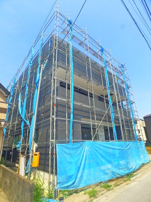 建物外観　建築中